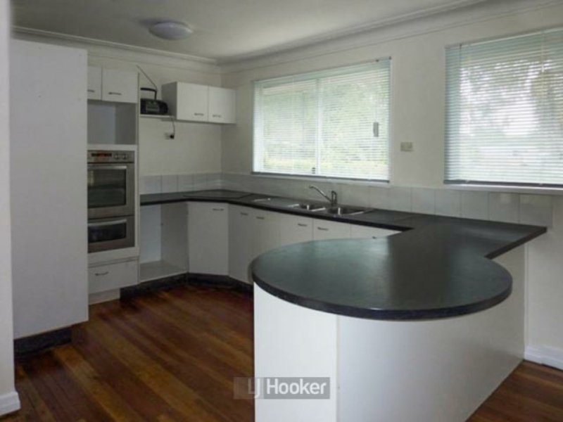 Photo - 20 Clifton Street, Booval QLD 4304 - Image 3