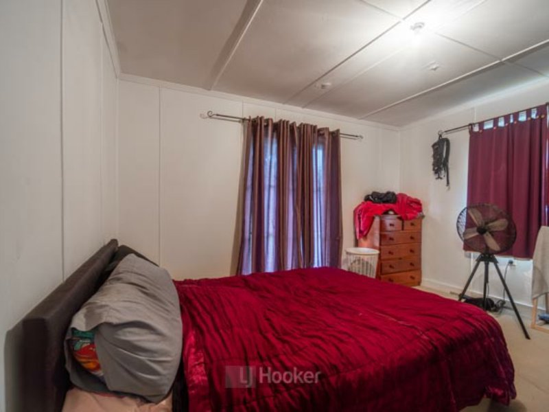 Photo - 20 Clifton Street, Booval QLD 4304 - Image 11