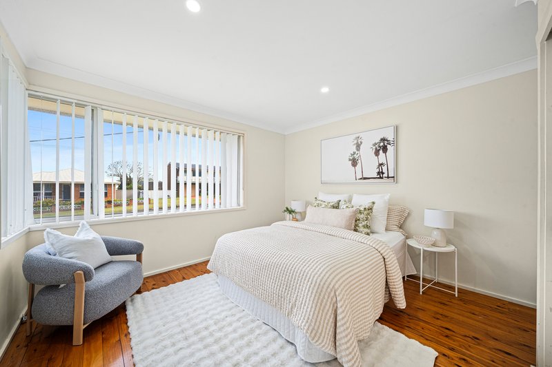 Photo - 20 Cobblers Avenue, Figtree NSW 2525 - Image 3