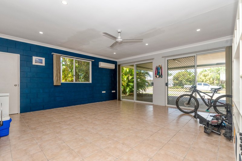 Photo - 20 Colchester Crescent, Kirwan QLD 4817 - Image 11