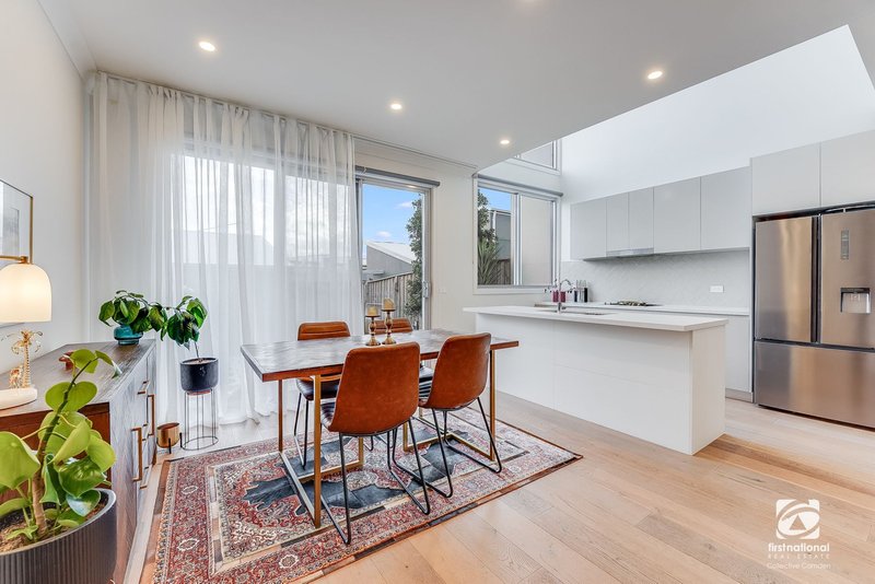 Photo - 20 Coldstream Lane, Gledswood Hills NSW 2557 - Image 4