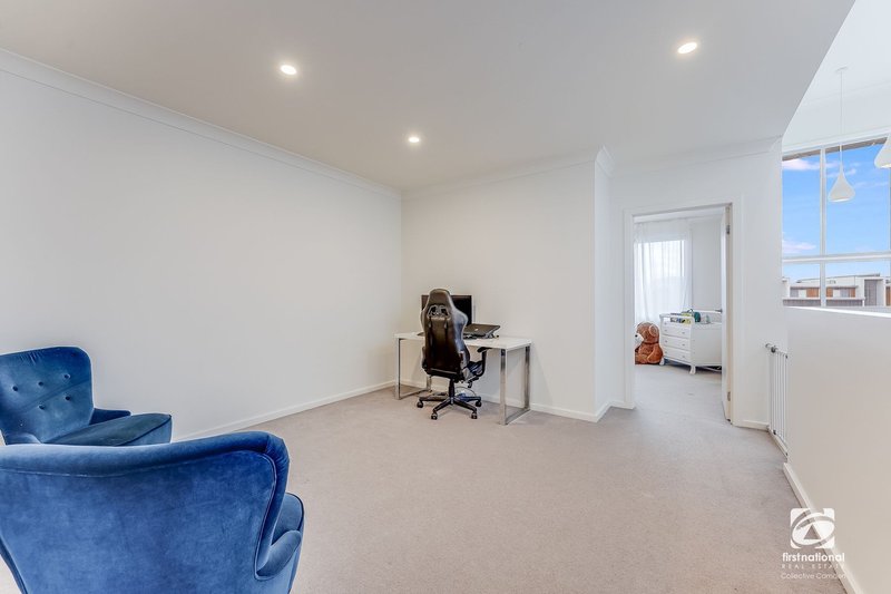 Photo - 20 Coldstream Lane, Gledswood Hills NSW 2557 - Image 9
