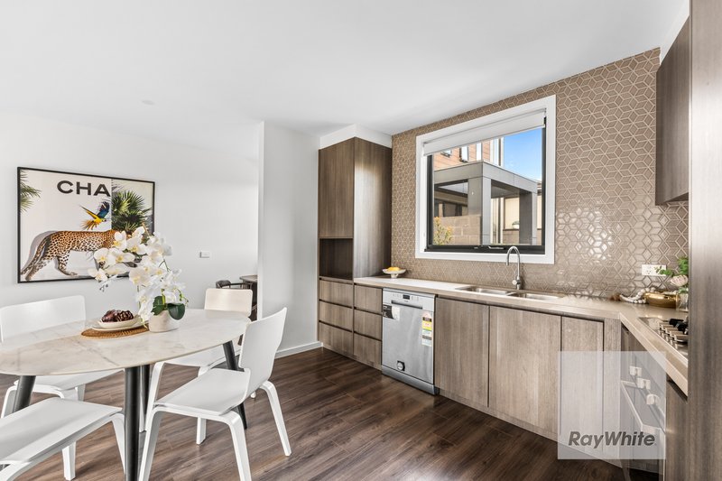 Photo - 20 Collared Close, Bundoora VIC 3083 - Image 7