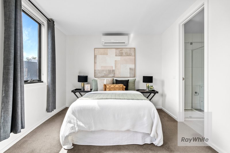 Photo - 20 Collared Close, Bundoora VIC 3083 - Image 9