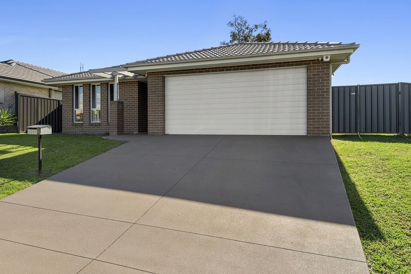 Photo - 20 Colonial Street, Wadalba NSW 2259 - Image 16