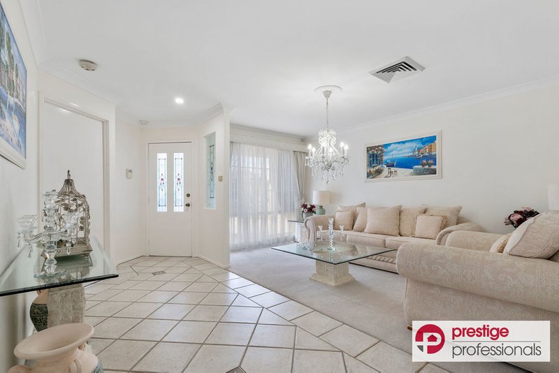 Photo - 20 Concettina Drive, Prestons NSW 2170 - Image 2