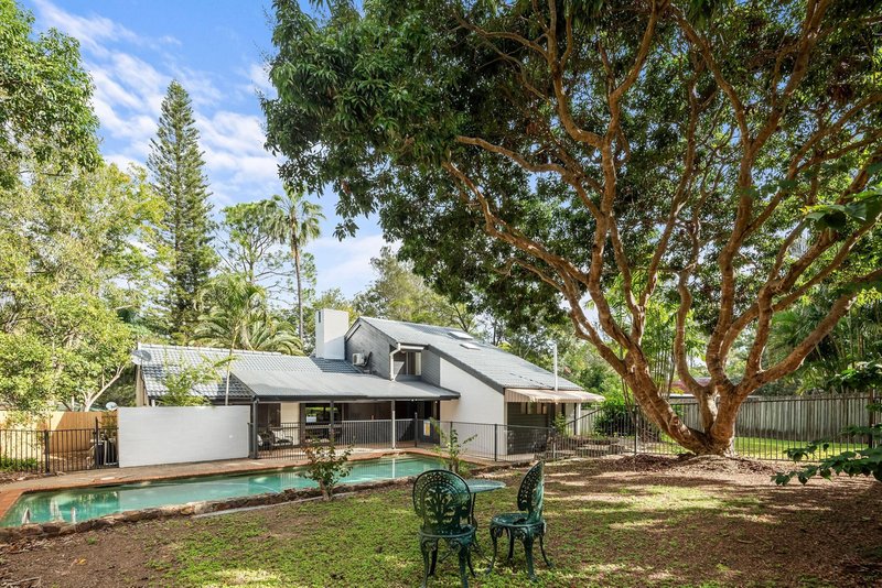Photo - 20 Conebush Crescent, Bellbowrie QLD 4070 - Image 1