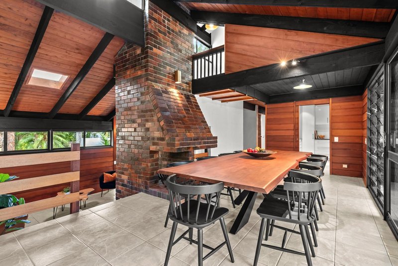 Photo - 20 Conebush Crescent, Bellbowrie QLD 4070 - Image 6