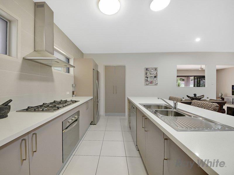 Photo - 20 Conondale Court, Burpengary QLD 4505 - Image 3