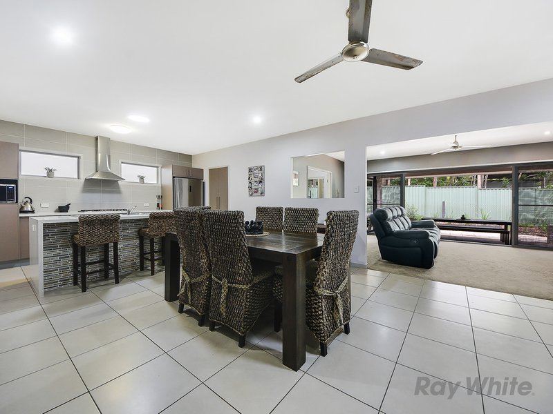 Photo - 20 Conondale Court, Burpengary QLD 4505 - Image 8