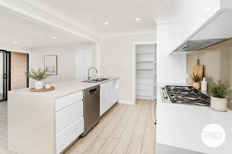 Photo - 20 Coolibah Avenue, Albion Park Rail NSW 2527 - Image 2