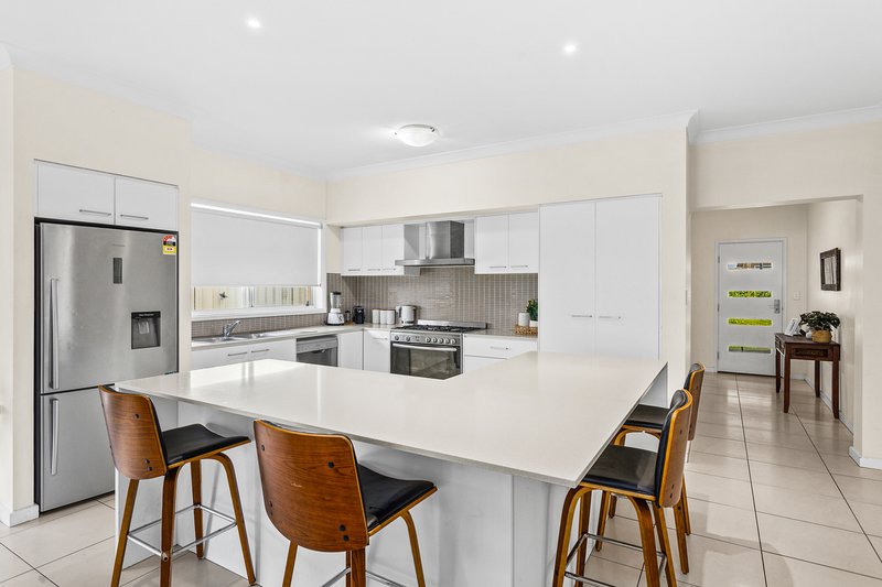 Photo - 20 Coolum Parkway, Shell Cove NSW 2529 - Image 2