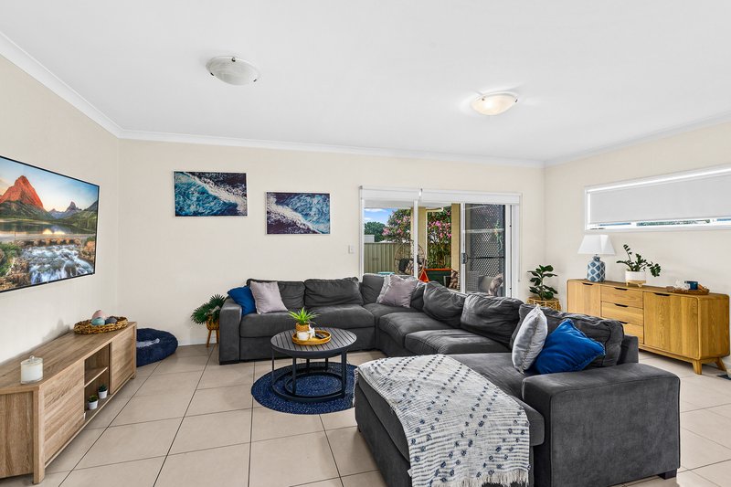 Photo - 20 Coolum Parkway, Shell Cove NSW 2529 - Image 5