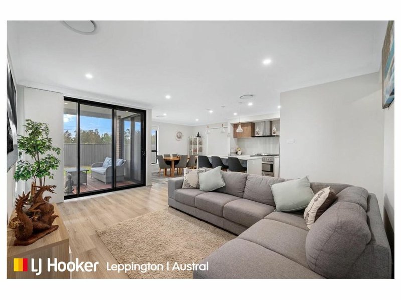 Photo - 20 Cornforth Crescent, Catherine Field NSW 2557 - Image 7