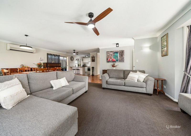 Photo - 20 Countess Court, Mount Hallen QLD 4312 - Image 3