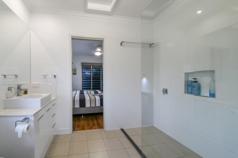 Photo - 20 Cowry Crescent, Dingo Beach QLD 4800 - Image 18