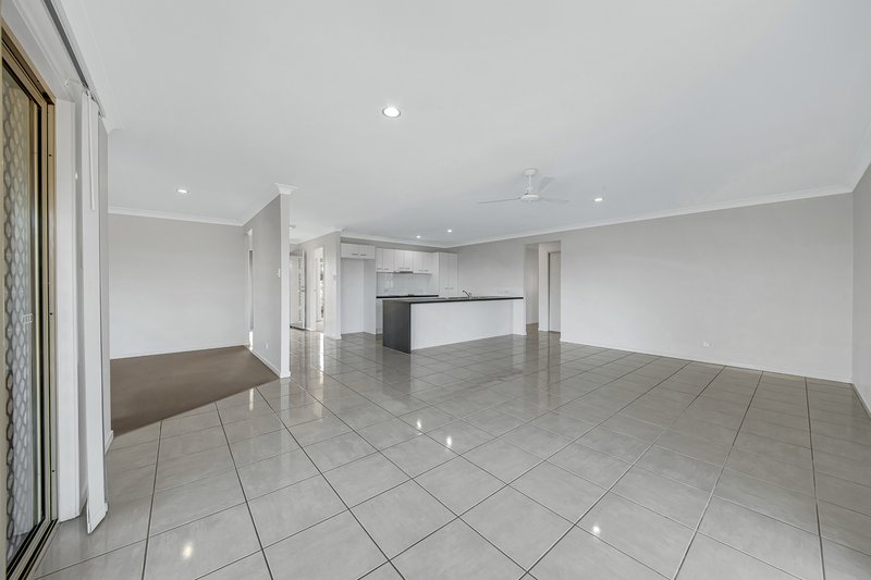 Photo - 20 Cradle Drive, New Auckland QLD 4680 - Image 5