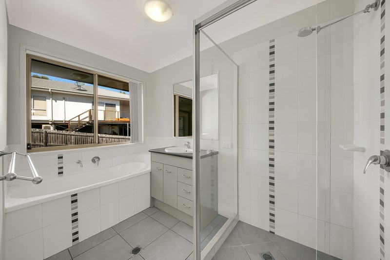 Photo - 20 Cradle Drive, New Auckland QLD 4680 - Image 13