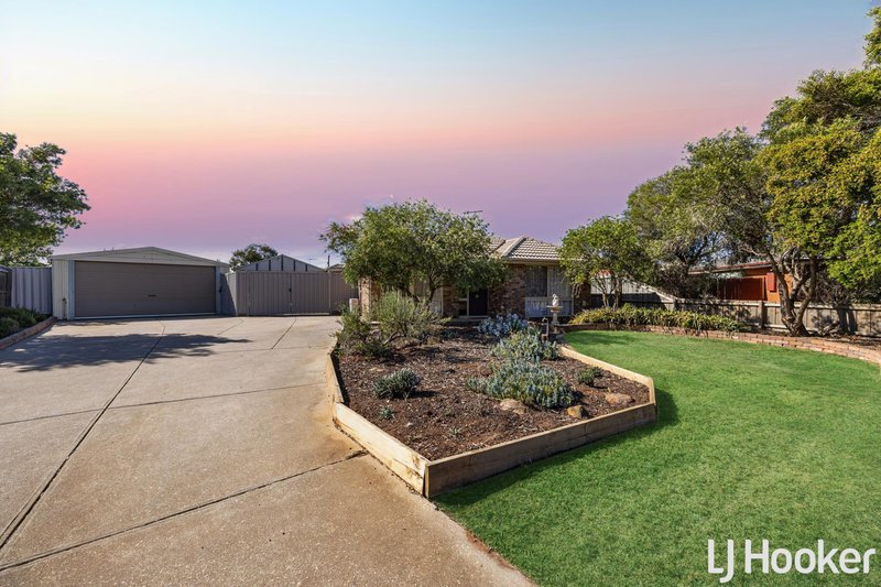 20 Crestmont Drive, Melton South VIC 3338