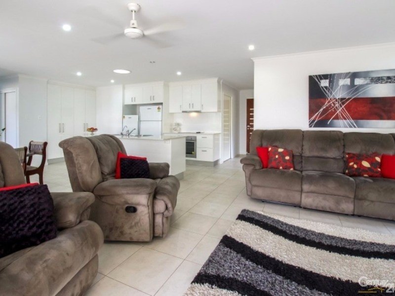 Photo - 20 Crows Ash Place, Kuluin QLD 4558 - Image 3