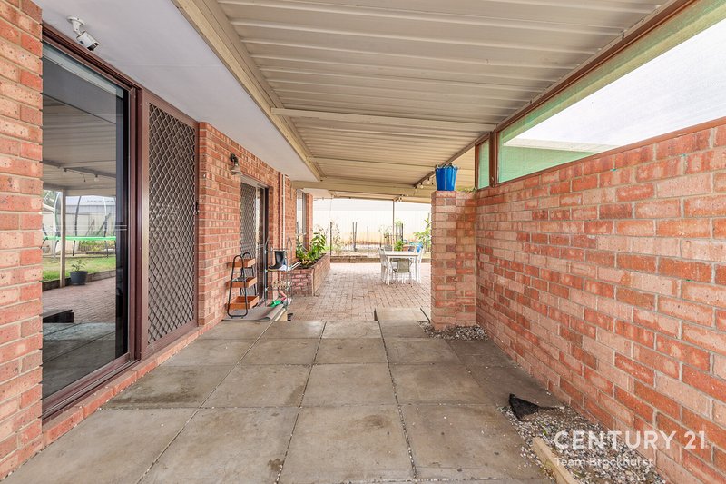 Photo - 20 Crusader Drive, Thornlie WA 6108 - Image 30