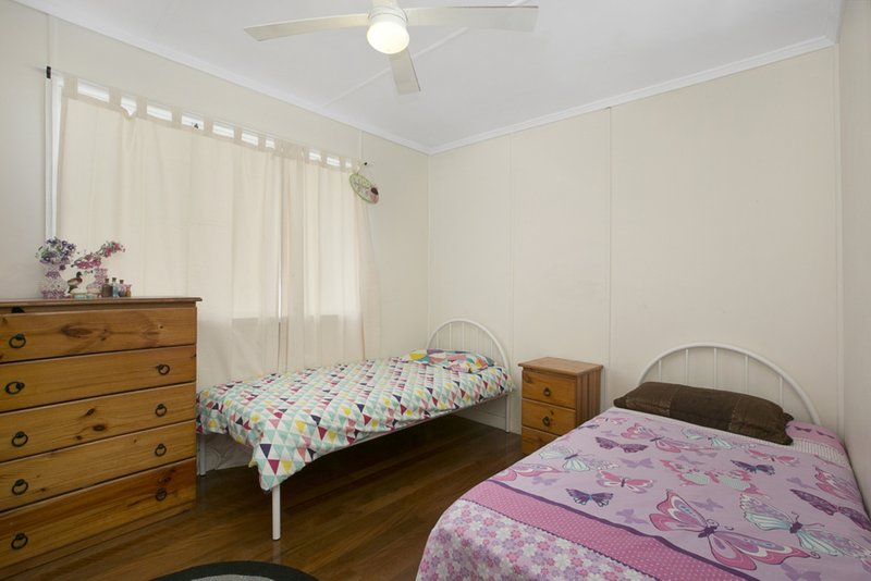 Photo - 20 Culross Street, Acacia Ridge QLD 4110 - Image 4