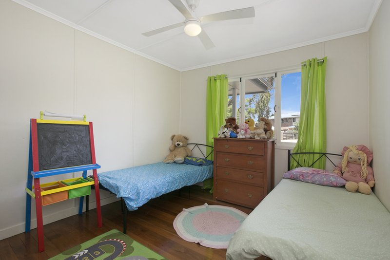 Photo - 20 Culross Street, Acacia Ridge QLD 4110 - Image 5