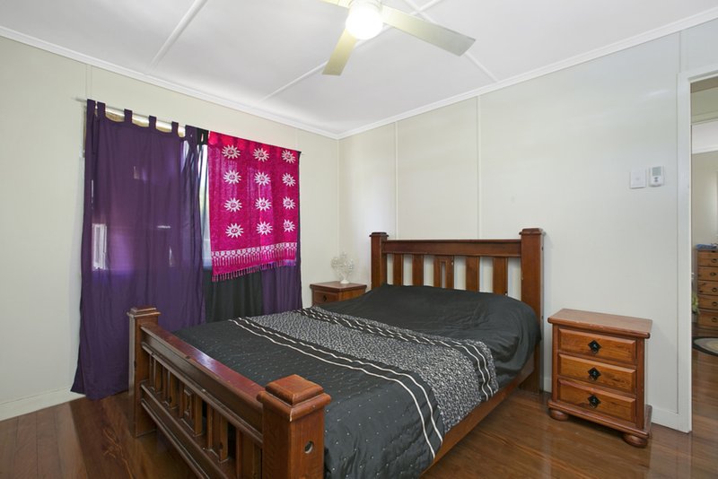 Photo - 20 Culross Street, Acacia Ridge QLD 4110 - Image 6