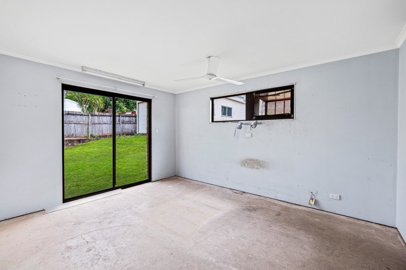 Photo - 20 Currawong Street, Bayview Heights QLD 4868 - Image 7