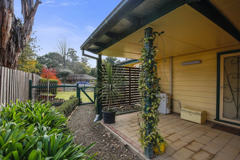 Photo - 20 Curzon Avenue, Healesville VIC 3777 - Image 20