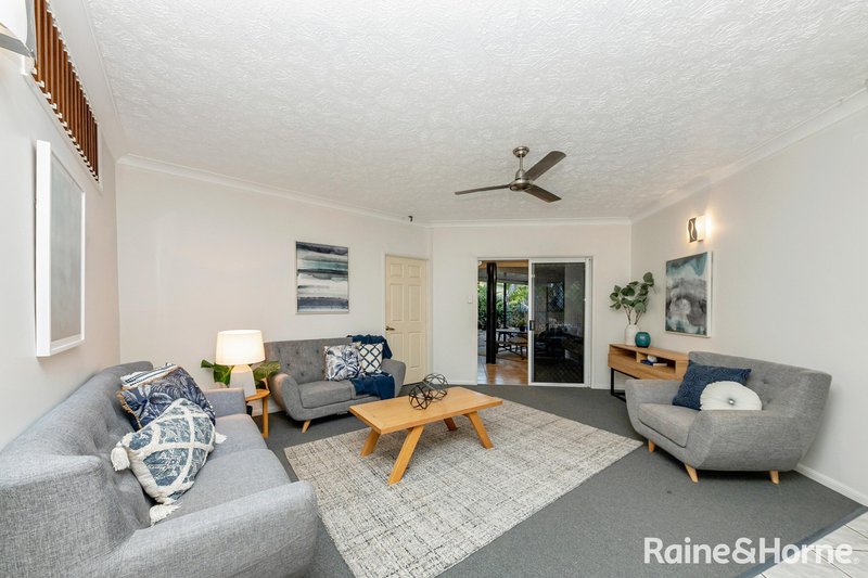 Photo - 20 Dalton Street, Wulguru QLD 4811 - Image 3