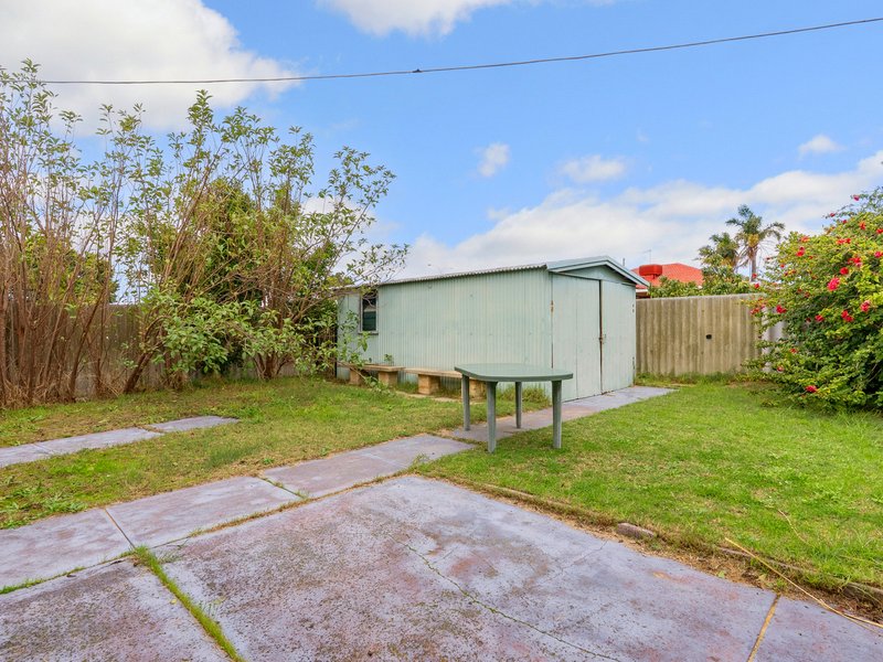 Photo - 20 Dartford Crescent, Marangaroo WA 6064 - Image 23