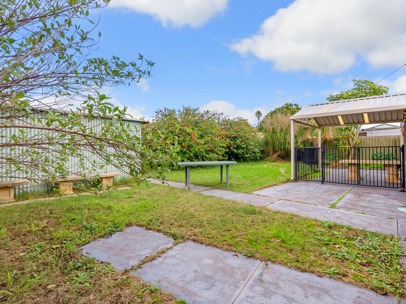 Photo - 20 Dartford Crescent, Marangaroo WA 6064 - Image 24