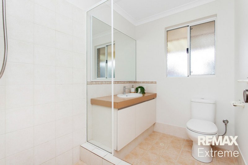 Photo - 20 De Crillon Way, Currambine WA 6028 - Image 10
