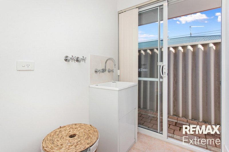 Photo - 20 De Crillon Way, Currambine WA 6028 - Image 16