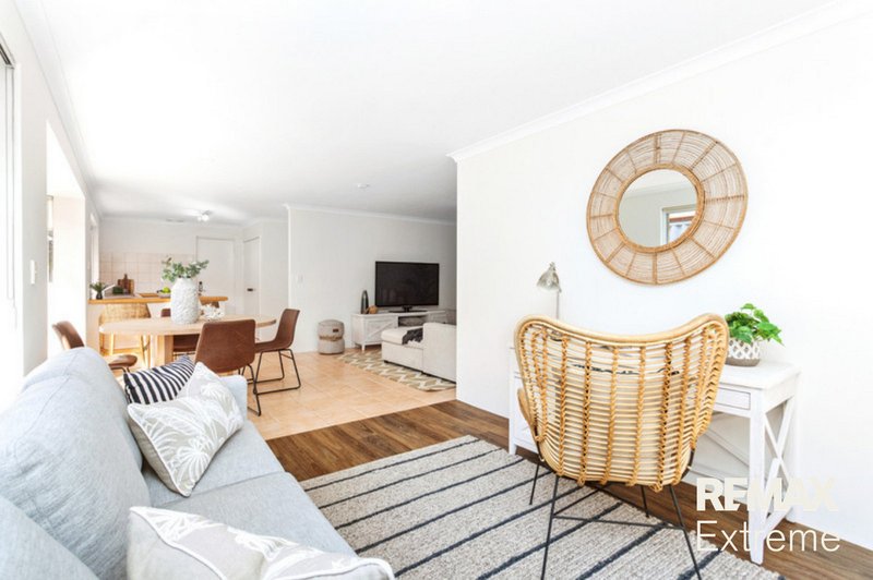 Photo - 20 De Crillon Way, Currambine WA 6028 - Image 20