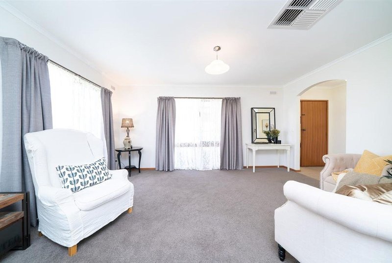 Photo - 20 De Garis Drive, Mildura VIC 3500 - Image 10