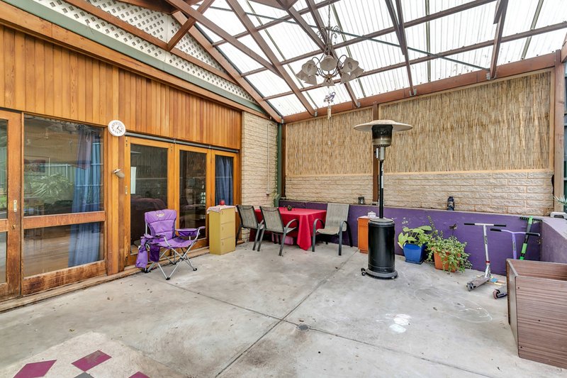 Photo - 20 Deakin Avenue, Hope Valley SA 5090 - Image 12