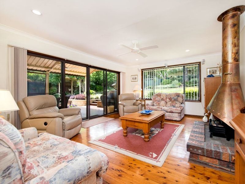 Photo - 20 Delaigh Avenue, Baulkham Hills NSW 2153 - Image 4