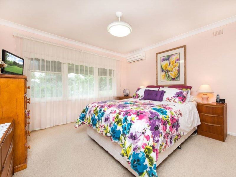 Photo - 20 Delaigh Avenue, Baulkham Hills NSW 2153 - Image 5