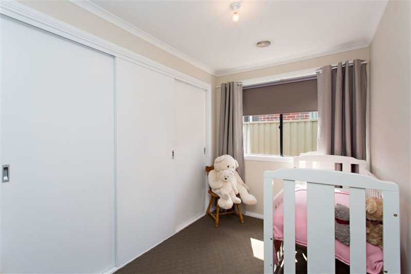 Photo - 20 Delaney Drive, Miners Rest VIC 3352 - Image 12