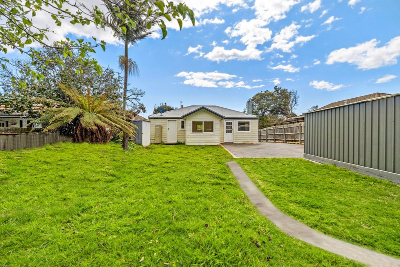 Photo - 20 Dell Road, Frankston VIC 3199 - Image 6