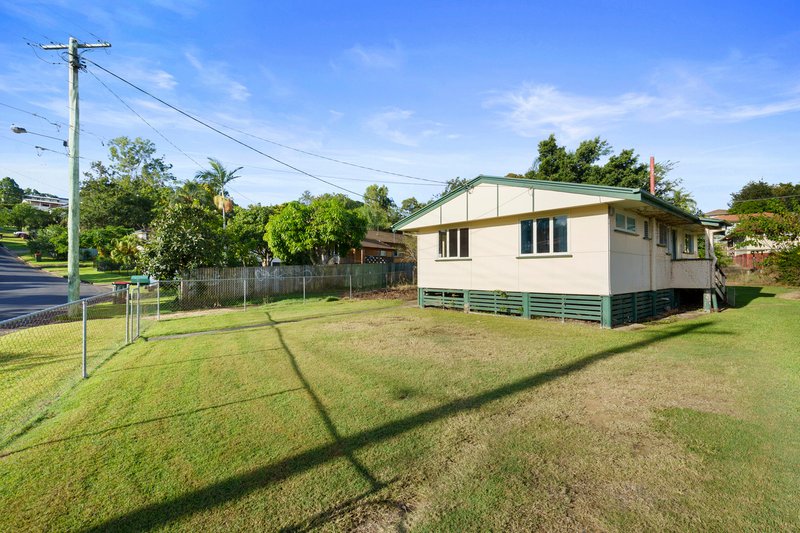 Photo - 20 Dellow Street, Acacia Ridge QLD 4110 - Image 2