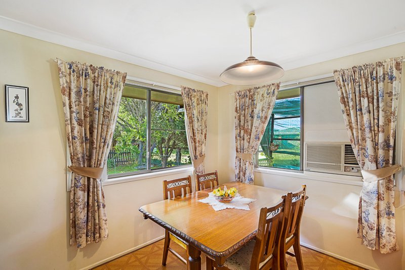 Photo - 20 Diana Parade, Clifton QLD 4361 - Image 4