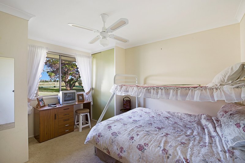 Photo - 20 Diana Parade, Clifton QLD 4361 - Image 7