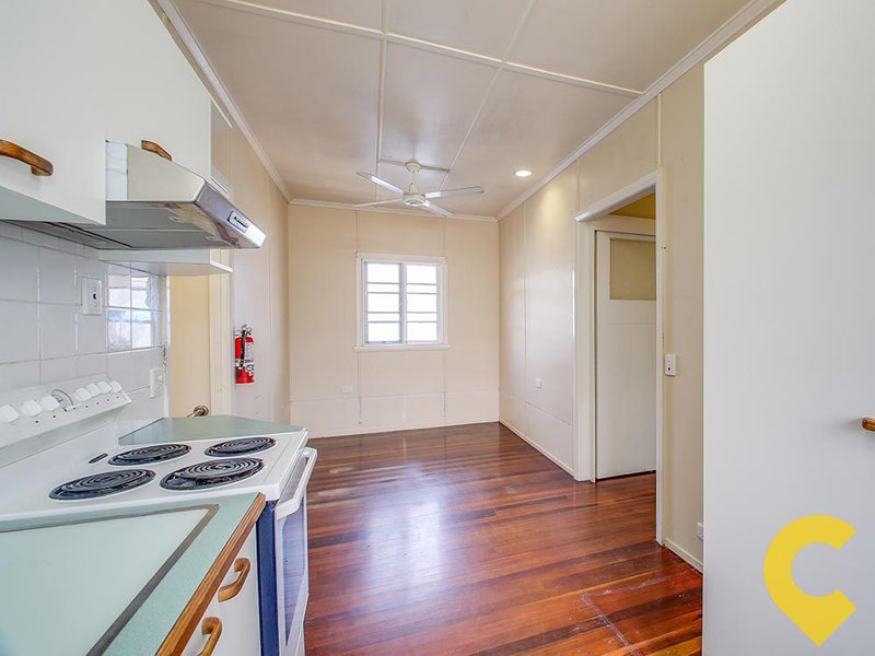 Photo - 20 Disraeli Street, Margate QLD 4019 - Image 6