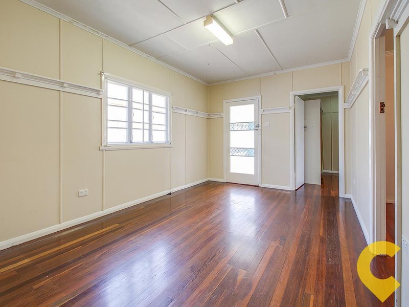 Photo - 20 Disraeli Street, Margate QLD 4019 - Image 9