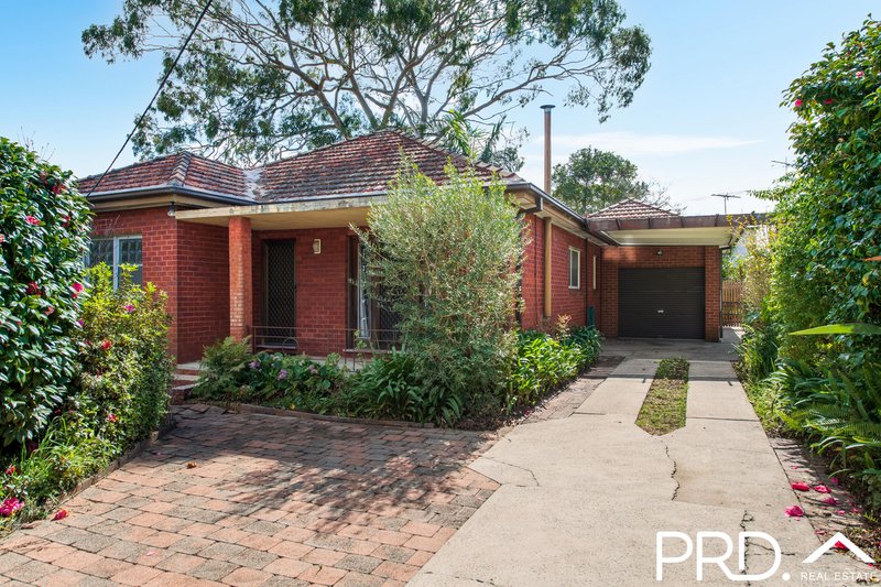 20 Donald Street, Picnic Point NSW 2213