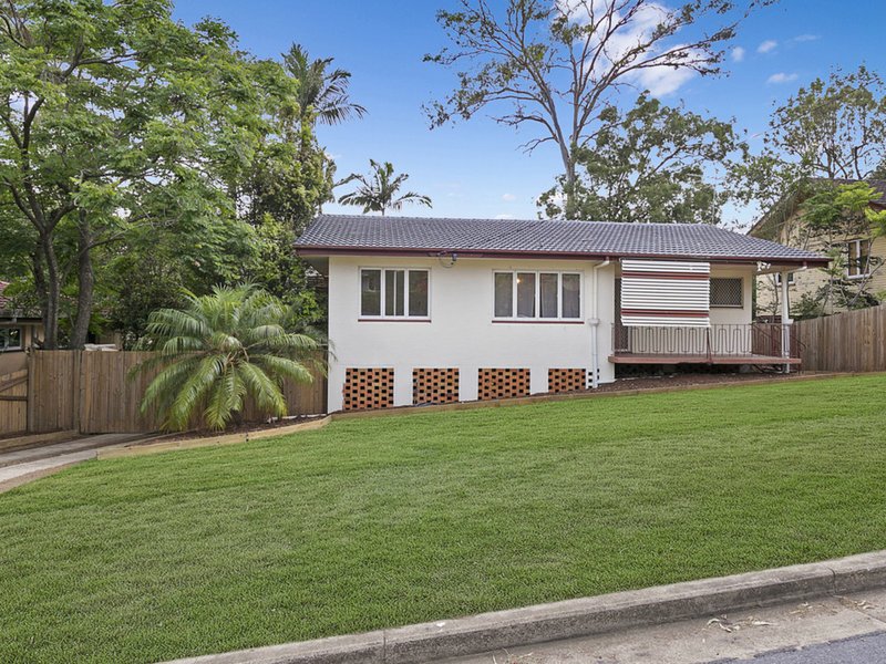 Photo - 20 Donfern Street, Mount Gravatt QLD 4122 - Image 2