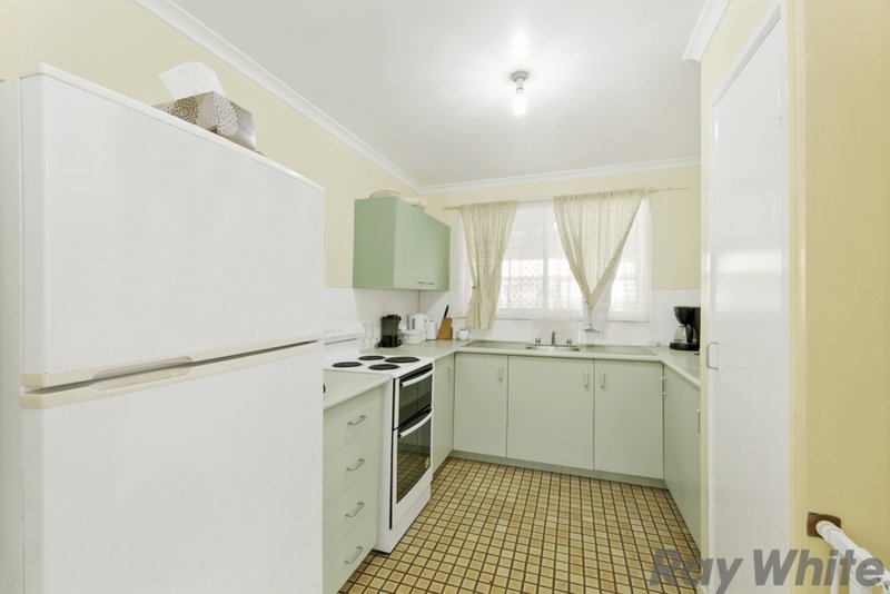 Photo - 20 Donowain Drive, Deception Bay QLD 4508 - Image 3